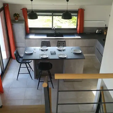 Holiday home A 90m De La Plage, Vue Sur L'ocean, Internet