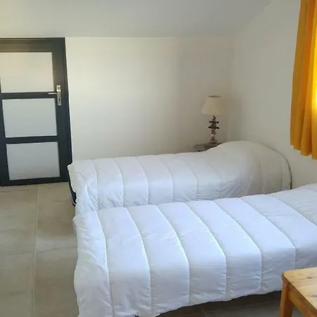 A 90m De La Plage, Vue Sur L'ocean, Internet Holiday home *